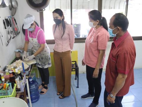 ตรวจสอบการประกอบอาหารประจำสัปดาห์