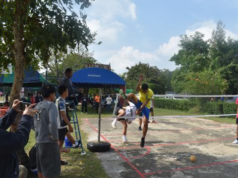 ภาพการแข่งขันกีฬาเยาวชนและประชาชน ต้านภัยยาเสพติด"ถาวรเกมส์"ประจำปีงบประมาณ 2567(18 ต.ค.66)