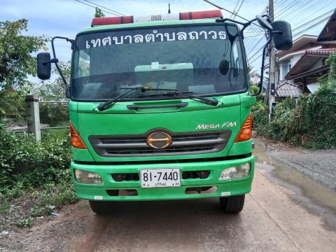 นำรถน้ำเติมน้ำถังเก็บน้ำประปา หมู่ที่ 3