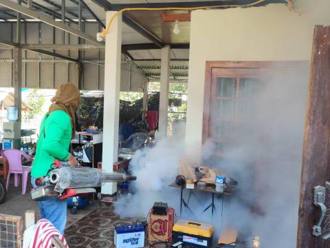 ดำเนินการฉีดพ่นหมอกควันกำจัดยุงลาย