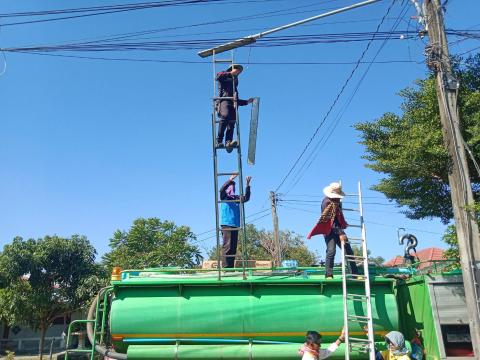 ซ่อมไฟฟ้าส่องสว่าง