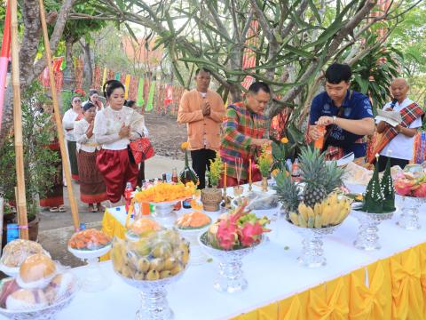 งานประเพณีขึ้นเขาหลุบ ประจำปี 2568