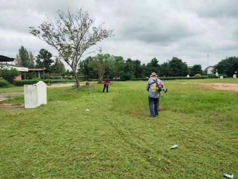 ปรับภูมิทัศน์บริเวณสนามกีฬาโรงเรียนบ้านถาวร