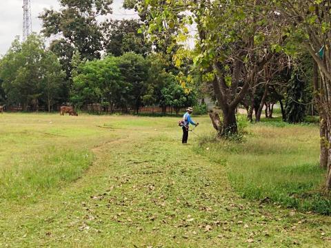 ปรับภูมิทัศน์บริเวณสนามกีฬาโรงเรียนบ้านถาวร
