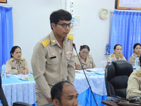 ประชุมสภาเทศบาล ฯ ครั้งแรก