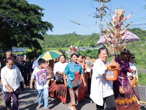 ร่วมเป็นเจ้าภาพโรงทาน #ขนมครก ในงานผ้าป่าสามัคคี