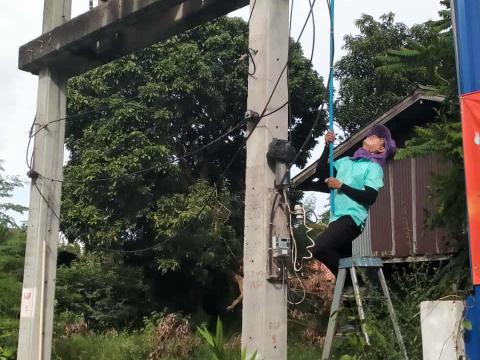 ซ่อมแซมไฟฟ้าส่องสว่าง