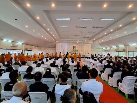 พิธีถวายน้ำสรงพระบรมศพเบื้องหน้าพระฉายาลักษณ์