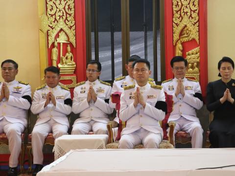 ร่วมพิธีบำเพ็ญกุศลสวดพระพุทธมนต์หรือสวดพระอภิธรรมอุทิศถวายพระราชกุศล