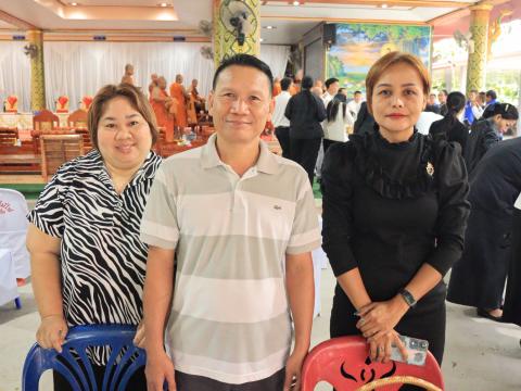 พิธีทำบุญตักบาตรถวายพระราชกุศลแด่สมเด็จพระนางเจ้าสิริกิติ์ฯ