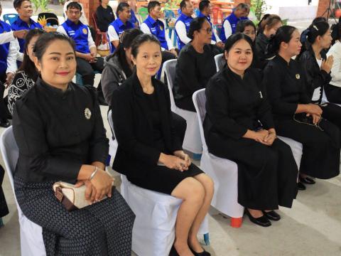 พิธีทำบุญตักบาตรถวายพระราชกุศลแด่สมเด็จพระนางเจ้าสิริกิติ์ฯ