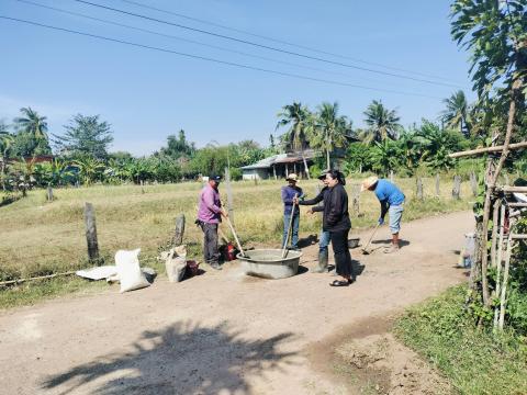 ซ่อมแซมถนน หมู่ที่ 5 บ้านหนองปรือ