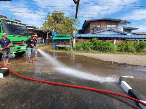 ล้างทำความสะอาดตลาดชุมชน