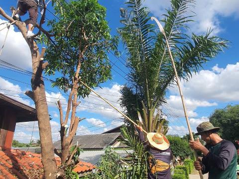 ล้างทำความสะอาดตลาดชุมชน