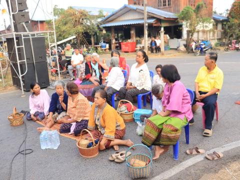 บวงสรวงอนุสาวรีย์ผู้ก่อตั้งบ้านถาวร และงานบุญกลางบ้าน-บุญข้าวจี่ ประจำปี 2569