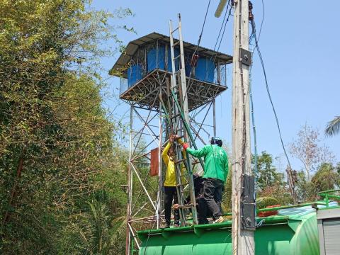 ซ่อมแซมไฟฟ้าส่องสว่าง