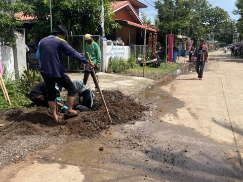 ซ่อมแซมท่อน้ำดิบประปาชำรุดเสียหาย