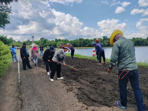 ลงพื้นที่ติดตามการดำเนินการซ่อมแซมถนน