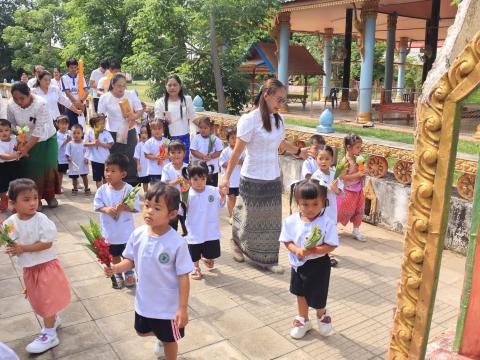 กิจกรรมแห่เทียนพรรษาและหล่อเทียนพรรษา